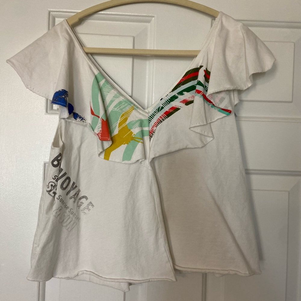 V-neck tee with flouncy neckline. Purchased from anthropology.